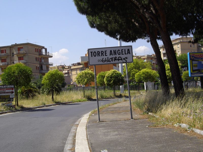 Servizi antirapina nelle zone di Torre Angela e di Tor Bella Monaca e numerosi controlli nel week-end: il report