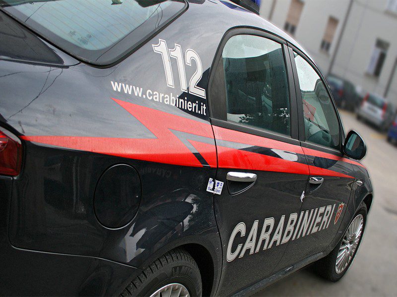 Arpino, occupano un casolare abbandonato e vengono sorpresi con fare sospetto vicino a isolate abitazioni: nei guai due giovani