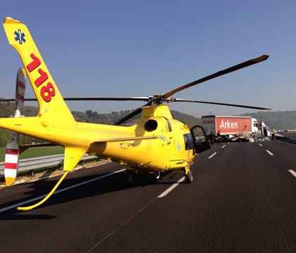 Brutto incidente a Fiano Romano. Salaria chiusa ed eliambulanza atterrata sul posto: un ferito