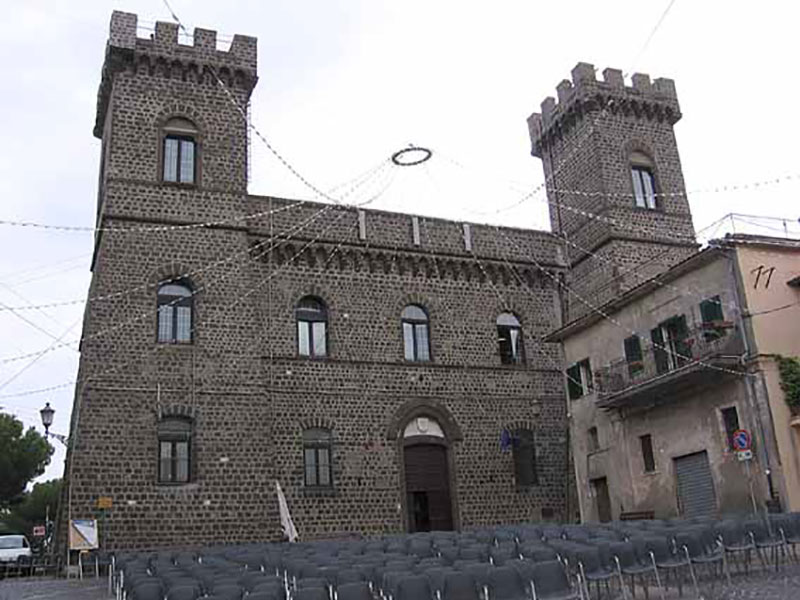 Rocca Priora: positivo un dipendente dello staff, Sindaco Gentili in quarantena. Comune in smartworking