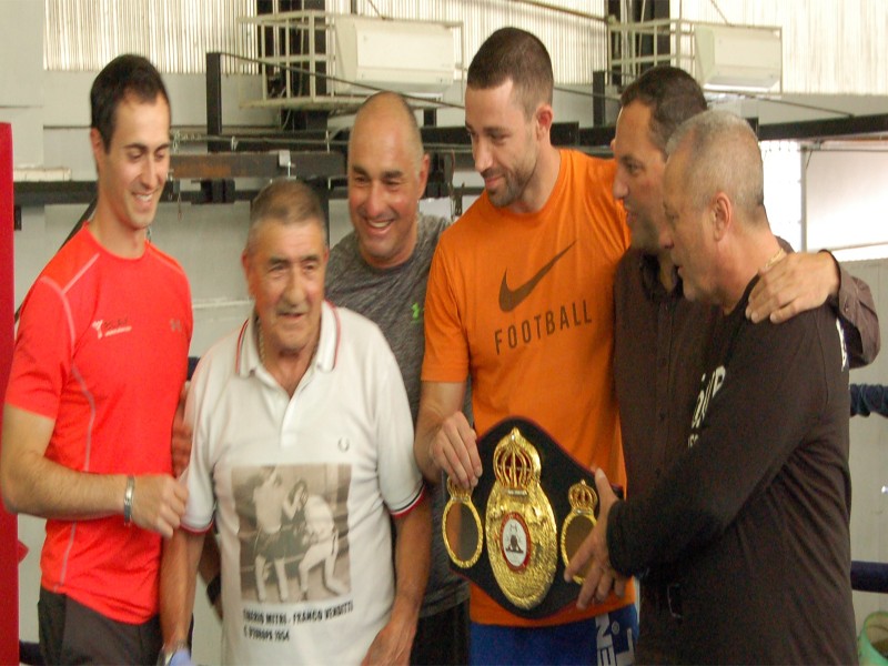 Boxe: la cintura iridata di De Carolis arriva a Montagnola