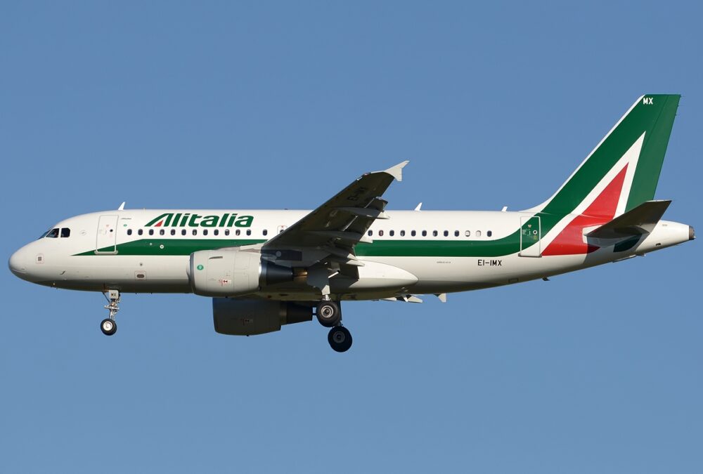 L'aeroporto di Fiumicino è stato certificato come uno dei migliori al mondo secondo Skytrax, ottenendo la certificazione delle 5 stelle, ovvero il massimo riconoscimento assegnato dall'organizzazione internazionale di rating del trasporto aereo.