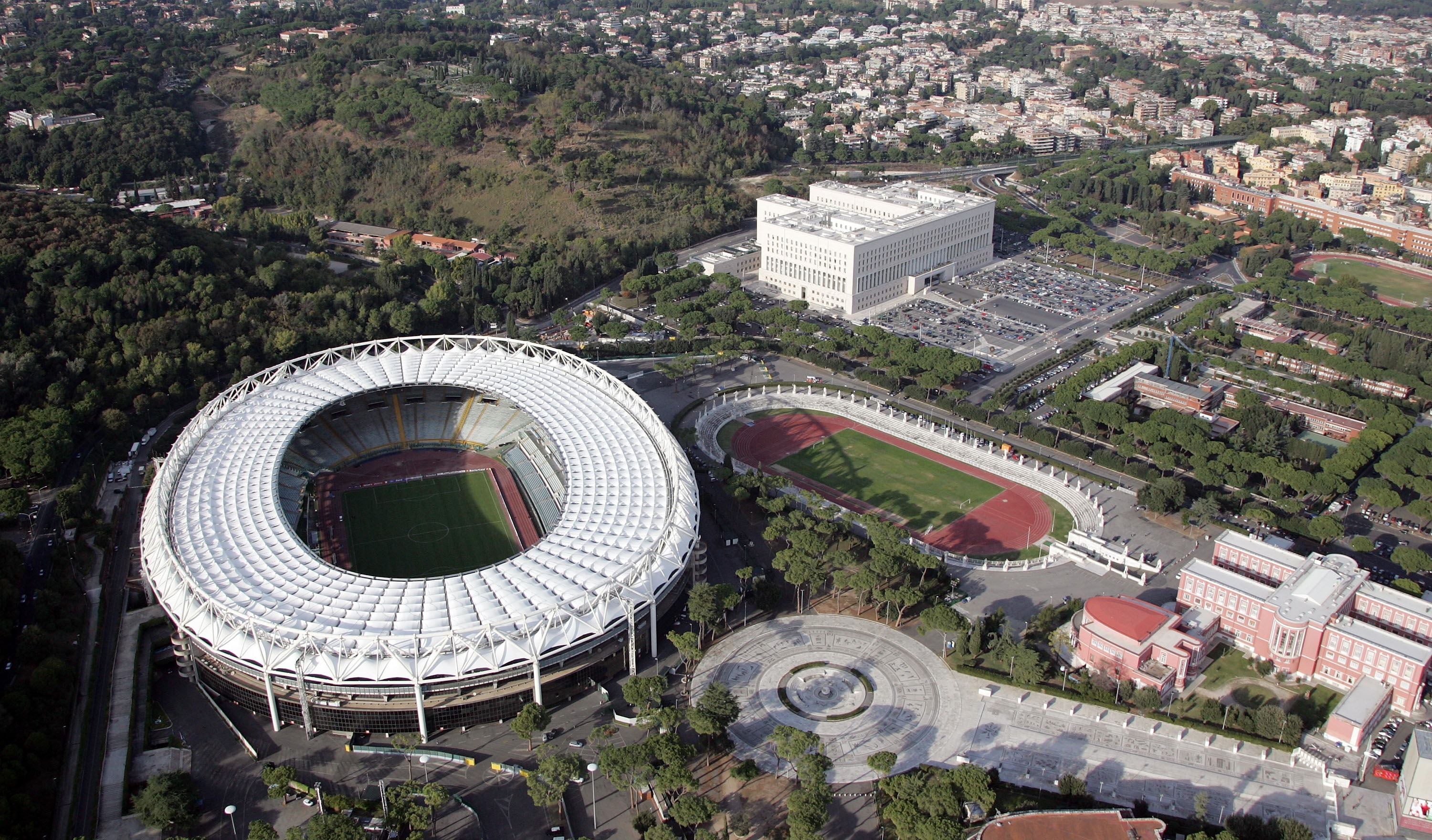 Roma-Bodo, sale la tensione pre-gara: massima allerta allo stadio Olimpico per timore disordini