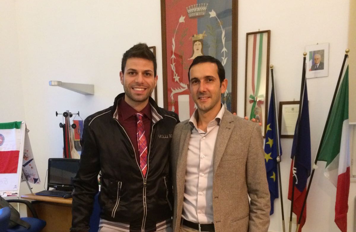 Pomezia, il Sindaco incontra Giorgio Maria Carbone: giovane campione di ciclismo