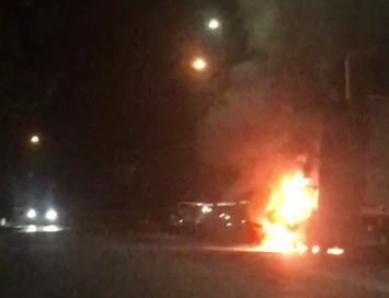 Colleferro auto in fiamme a San Bruno