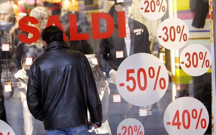 Saldi in arrivo, ma promozioni già in anticipo. Confesercenti: "Servono regole"