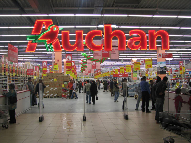 Auchan e Simply ritirano pantaloni per bambini: lacci e cordoni sono pericolosi. I modelli interessati dal richiamo