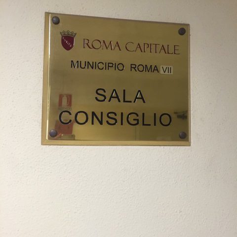 fratelli d'italia roma campi rom roghi