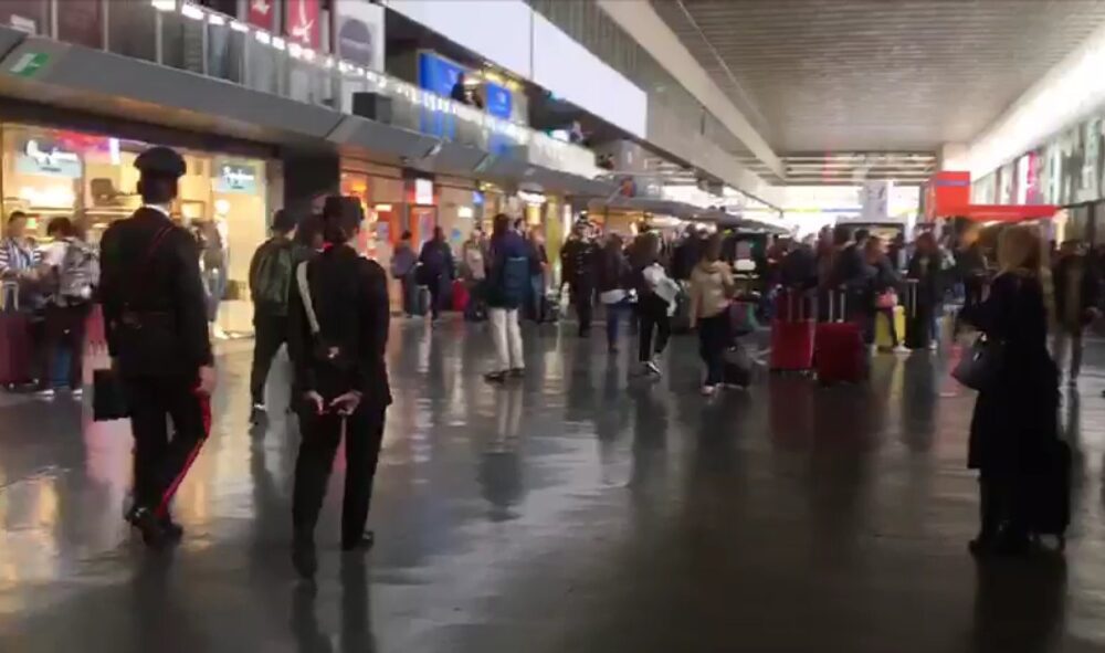 Roma, stazione termini: stop al degrado, controlli a tappeto dei Carabinieri