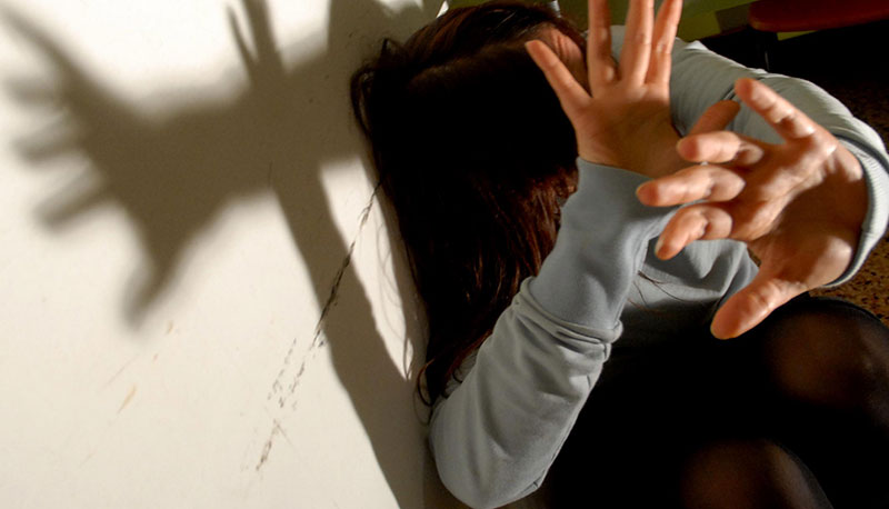 Valmontone, 17enne molestata dopo essere scesa dal treno: arrestati i responsabili