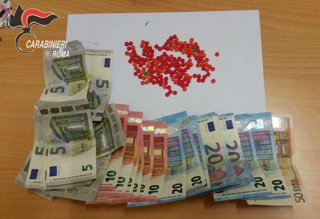 Roma Est, arrestate sette persone per spaccio di droga in poche ore: sequestrate pasticche di Yaba