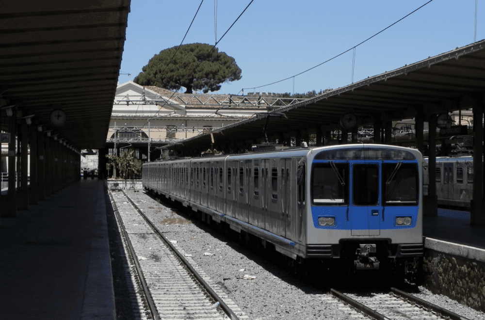 Roma, "Metro B1 chiusa stamattina per mancanza di convogli e solo solo 2 treni sulla tratta Roma-Lido". M5S sui trasporti capitolini