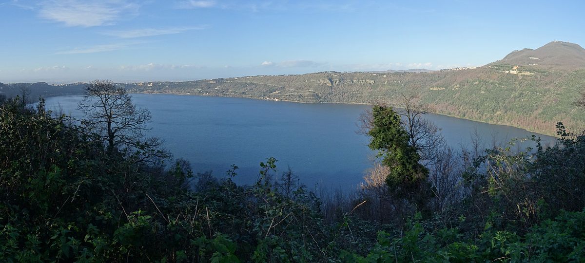 Castel Gandolfo, 33enne disperso nel lago Albano: ricerche in corso