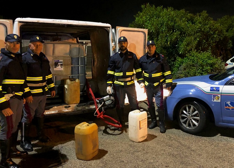 Autostrada A1, la Polizia Stradale intercetta furgone carico di gasolio