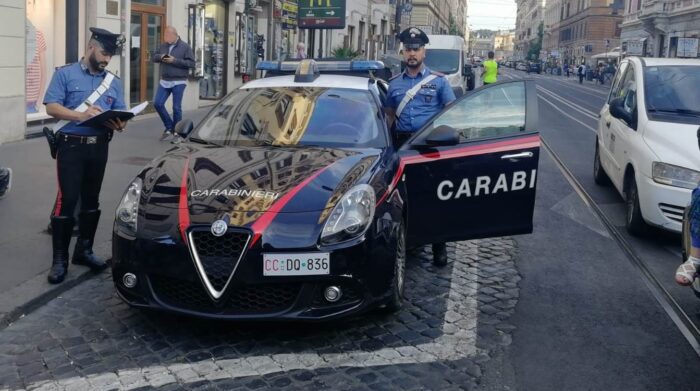 Ladri seriali arrestati a Ottaviano: avevano derubato la titolare di un negozio in via Fabio Massimo