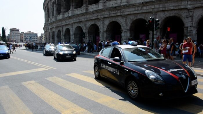 Colosseo e Fori Imperiali, controlli dei Carabinieri: 5 arresti e 6 denunce