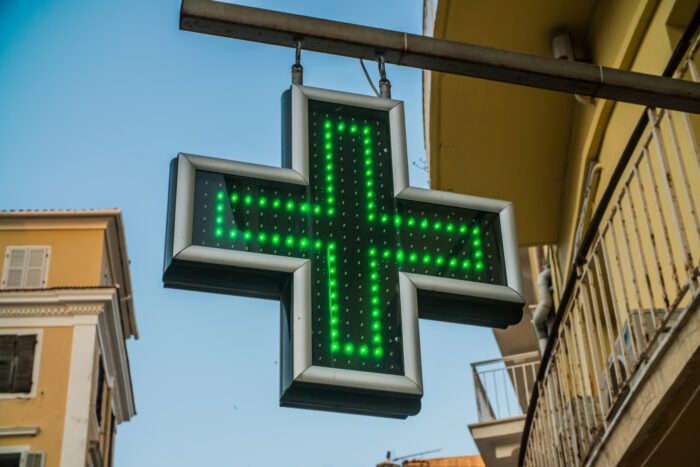 Roma, identificato il rapinatore seriale di farmacie