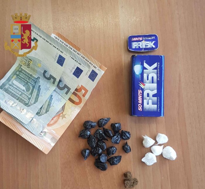 Cocaina nelle caramelle a San Basilio: arrestato pusher 49enne romano