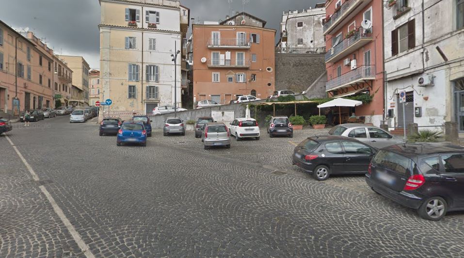 Genzano, esplosione a Piazza Buttaroni: inquilini "sfollati" riconsegnano le chiavi degli appartamenti in usufrutto