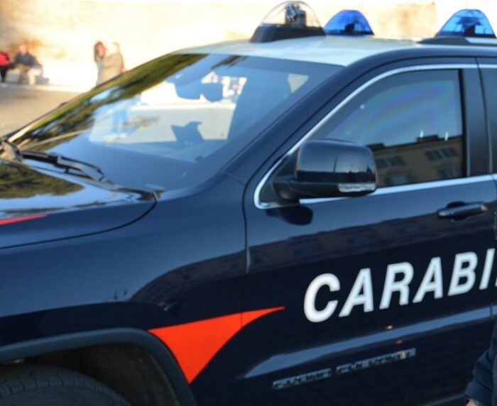 Ostia, tentato omicidio: arrestate tre persone che hanno aggredito un 60enne a colpi di mannaia