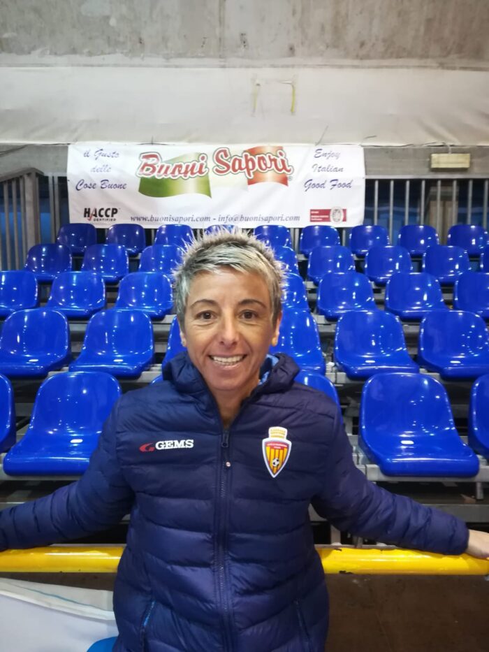 Il città di Valmontone femminile raddoppia: auguri di natale e Lucarelli come regalo di Natale