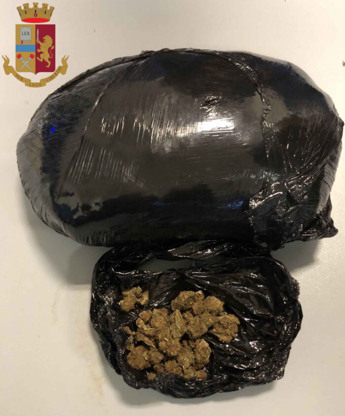 Esquilino, sequestrati 4 kg di marijuana e arrestati 2 corrieri della droga in Piazza di Porta Maggiore