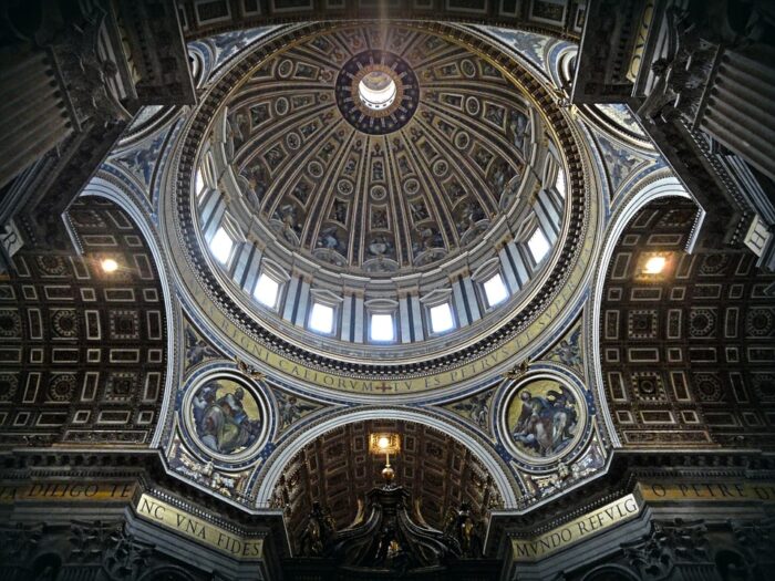 Benedetto XVI funerali giovedì 5 gennaio piazza San Pietro Mattarella
