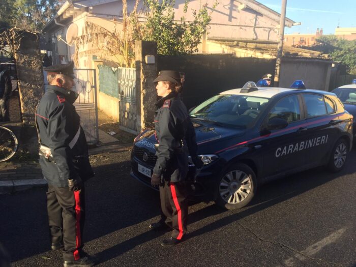 Cerveteri, maltrattamenti in famiglia ed estorsione: arrestato nipote 44enne