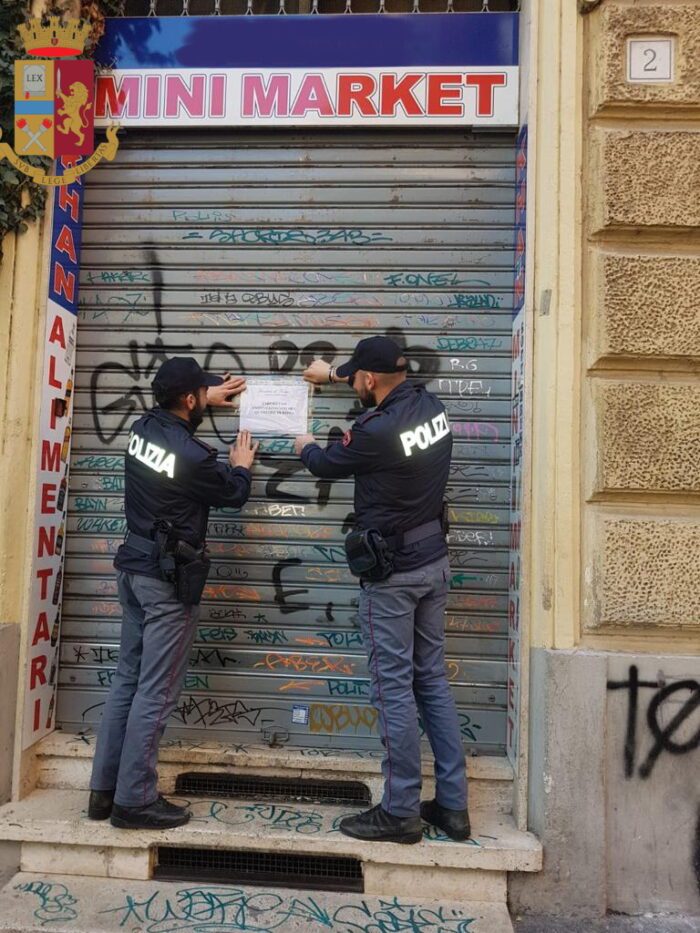 Trastevere, controlli nei minimarket: sigilli per reiterate violazioni amministrative a un'attività commerciale