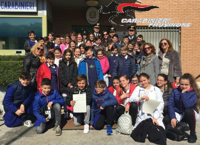 Alatri visita carabinieri scuola elementare Leonardo da Vinci Fiuggi