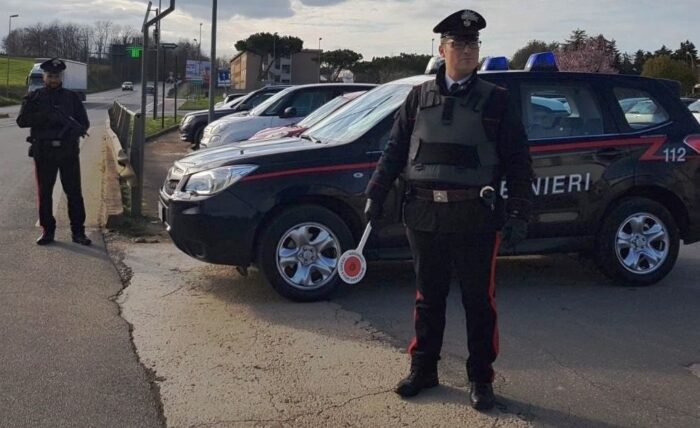 Valmontone, tentativo di furto ad auto in sosta nel parcheggio della stazione ferroviaria: arrestati due ladri italiani 30enni