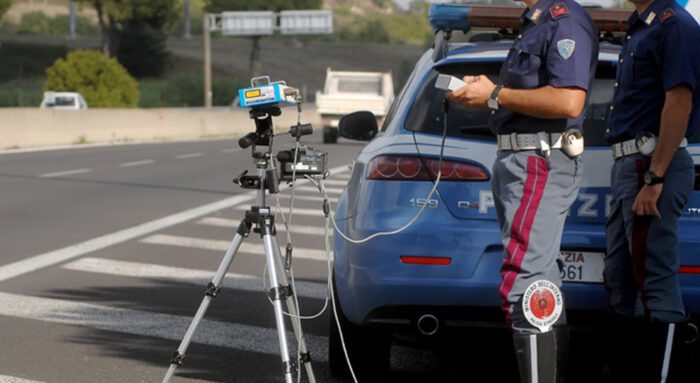 Più controlli di velocità su strade e autostrade dal 21 al 27 agosto