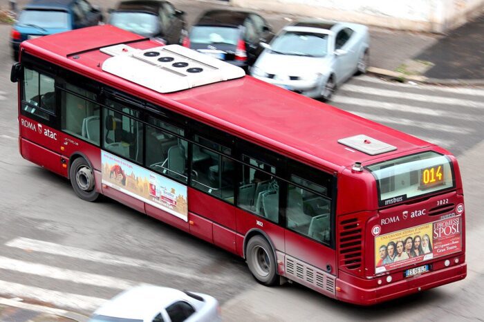 Principio d'incendio su un autobus