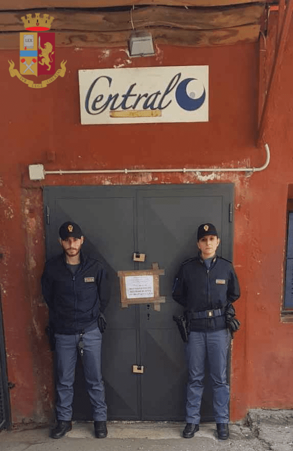 Testaccio Centocelle sigilli per irregolarità e chiusura bar