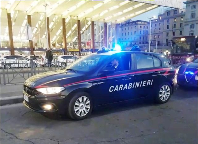 Roma, arrestata due volte in sei giorni. Continua l'attività della "Banda delle borsa schermata"