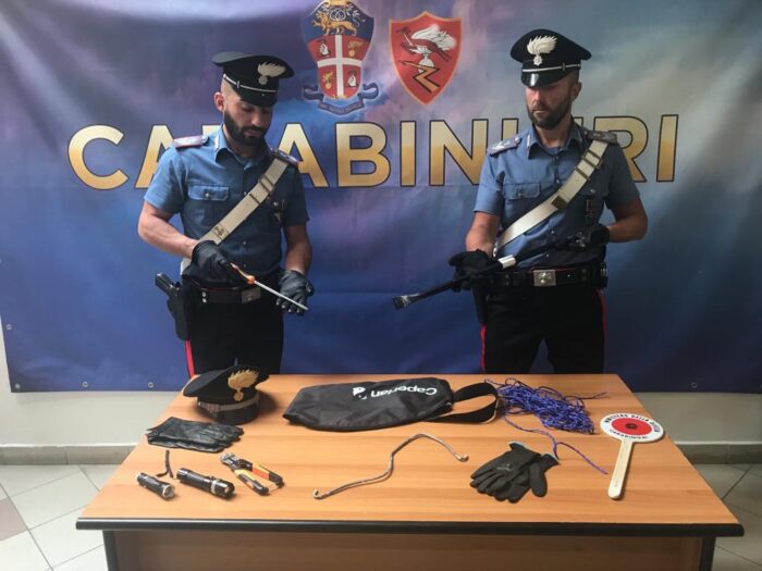 Parioli, rubano in un'abitazione mentre i proprietari sono in vacanza: sorpresi dai Carabinieri