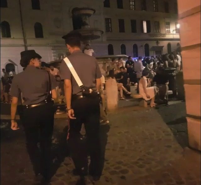 Trastevere, controlli dei Carabinieri: una persona arrestata e una denunciata. Sequestrate centinaia di dosi di droga