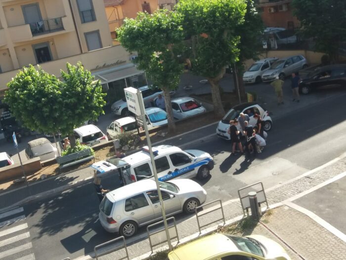 Grottaferrata, donna investita in viale 25 luglio: sul posto soccorsi e forze dell'Ordine