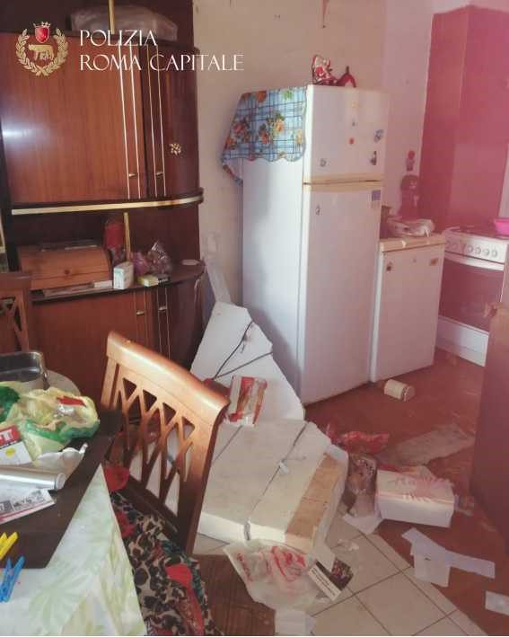 Bastogi, occupazione abusiva di un appartamento in atto in via Arnaldo Canepa da una coppia di giovani