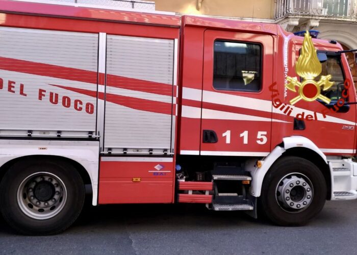 ariccia incendio automezzi nettezza urbana