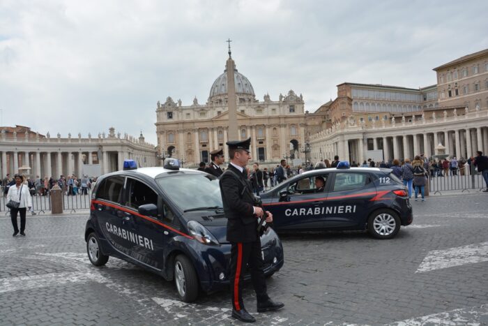 Roma, 56 persone arrestate negli ultimi 10 giorni: sequestrati complessivamente 110 kg di marijuana, 35 kg di hashish, 1,5 kg di cocaina e decine di dosi di eroina
