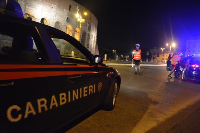 Roma. arrestato spacciatore di "shaboo". Sequestrati 300mila euro di droga