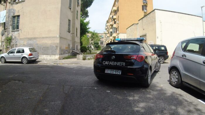 Quarticciolo, tre pusher sorpresi a spacciare in strada: i Carabinieri sono stati attirati dai numerosi acquirenti