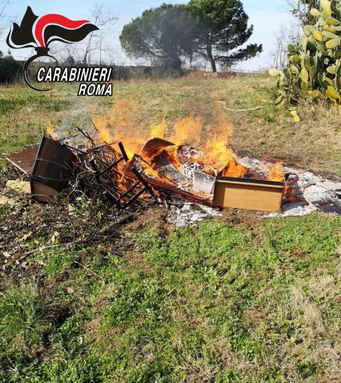 Da fuoco a rifiuti speciali, arrestato 51enne di Guidonia Montecelio