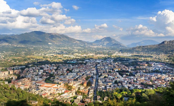 Cassino, condizioni igienico-sanitarie pessime nel lavoratorio per la lavorazione degli alimenti: i Nas sospendono temporaneamente l'attività di un ristorante