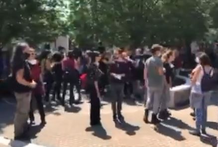 Roma, troppa gente per le strade nel giorno della Liberazione: indagini della Polizia