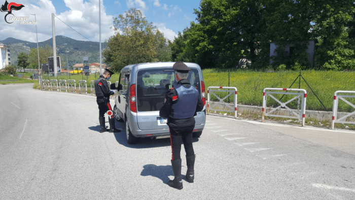 Veroli, trovata a casa del compagno una 40enne di Sora: la donna ha anche violato il foglio di via obbligatorio