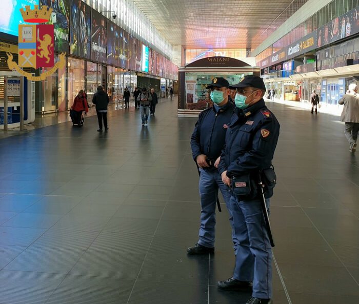 Roma scarcerato ruba trolley stazione Termini