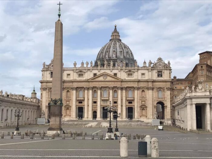 Benedetto XVI funerali giovedì 5 gennaio piazza San Pietro Mattarella