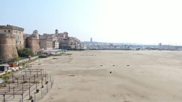 Nettuno vietata sosta spiagge libere